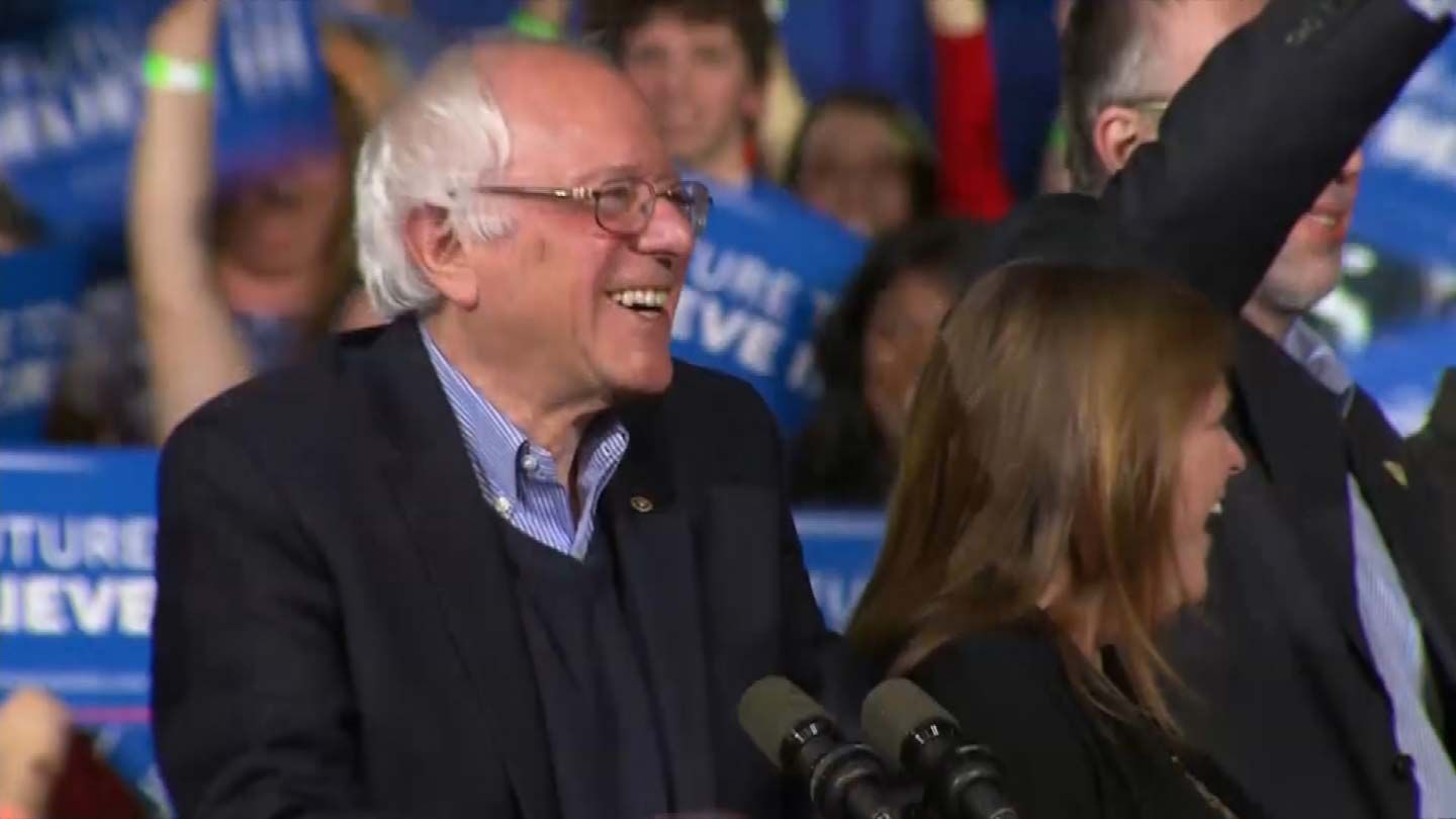 Sanders Upsets Clinton, Takes Oklahoma