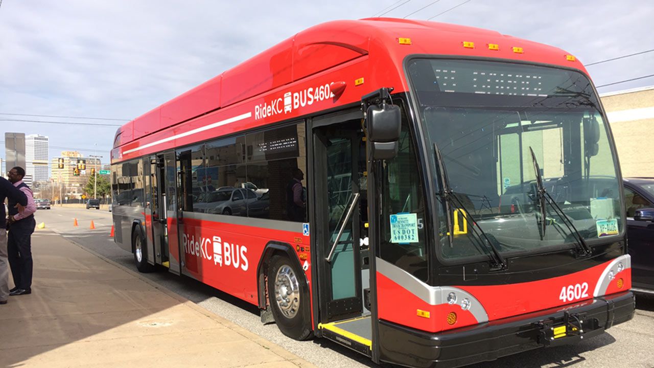 Tulsa Transit Demonstrates New Bus It Wants To Buy