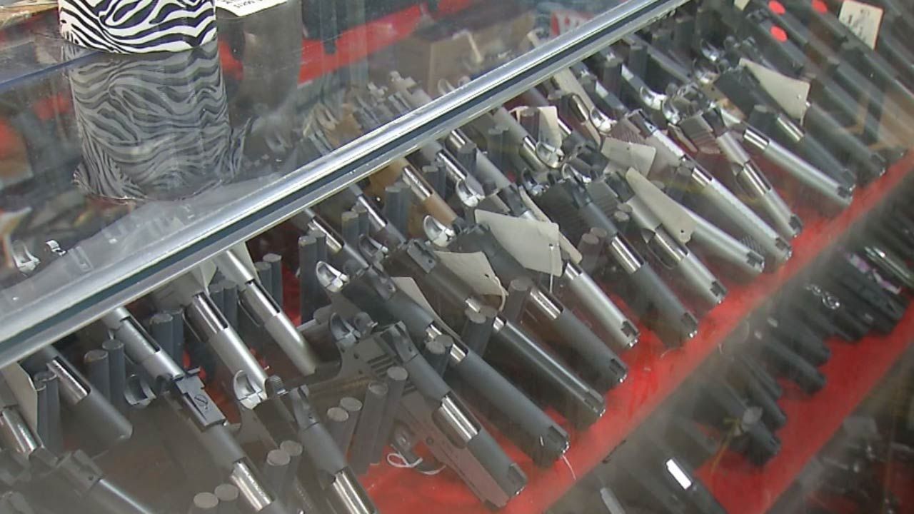 Oklahoma 'Open Carry' Bill Draws Support, Criticism