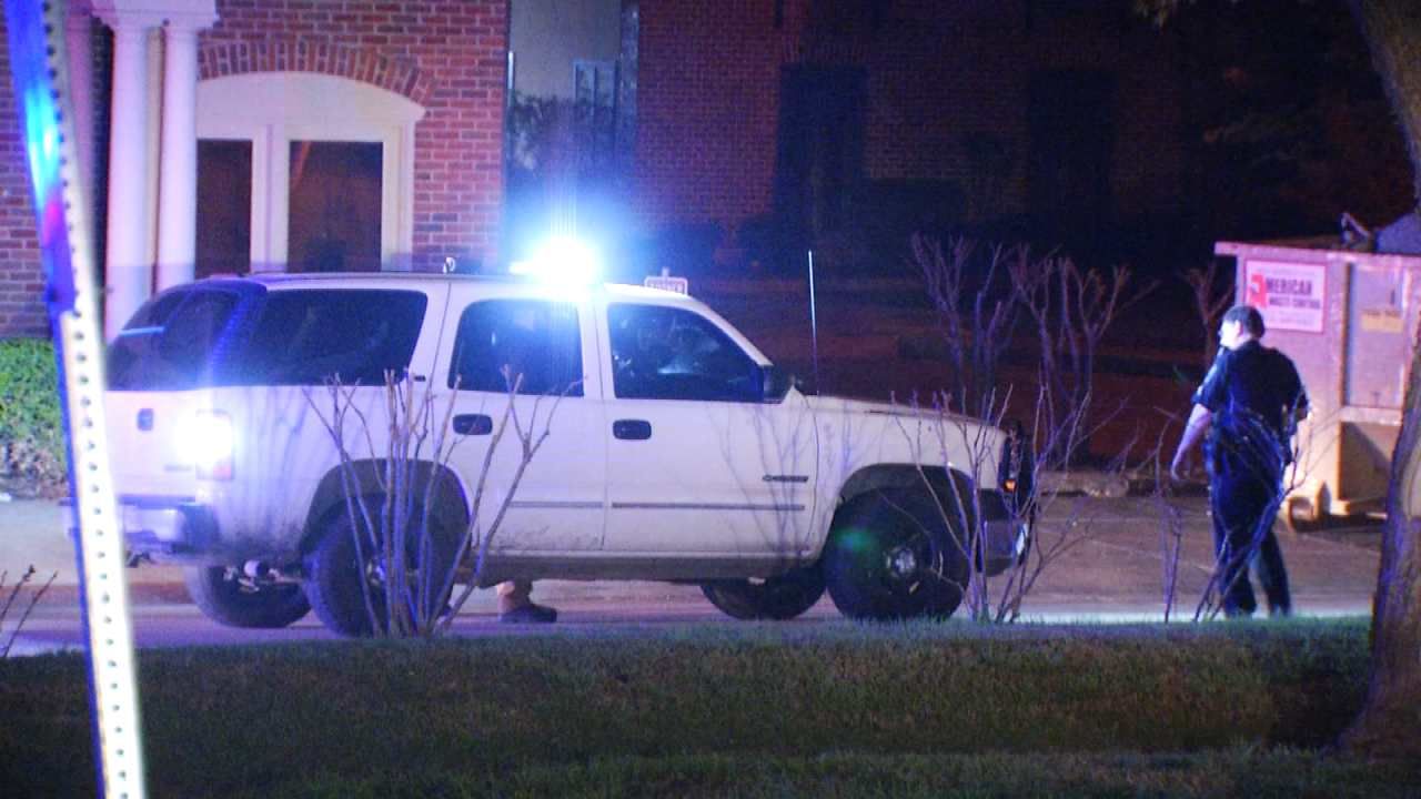 Tulsa Police Stop Security Guard In Case Of Mistaken Identity