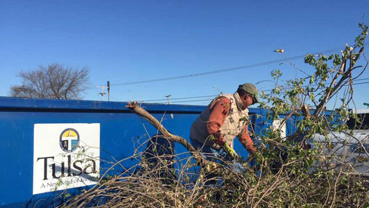 Volunteers Spend Weekend Helping Tulsa Tornado Survivors