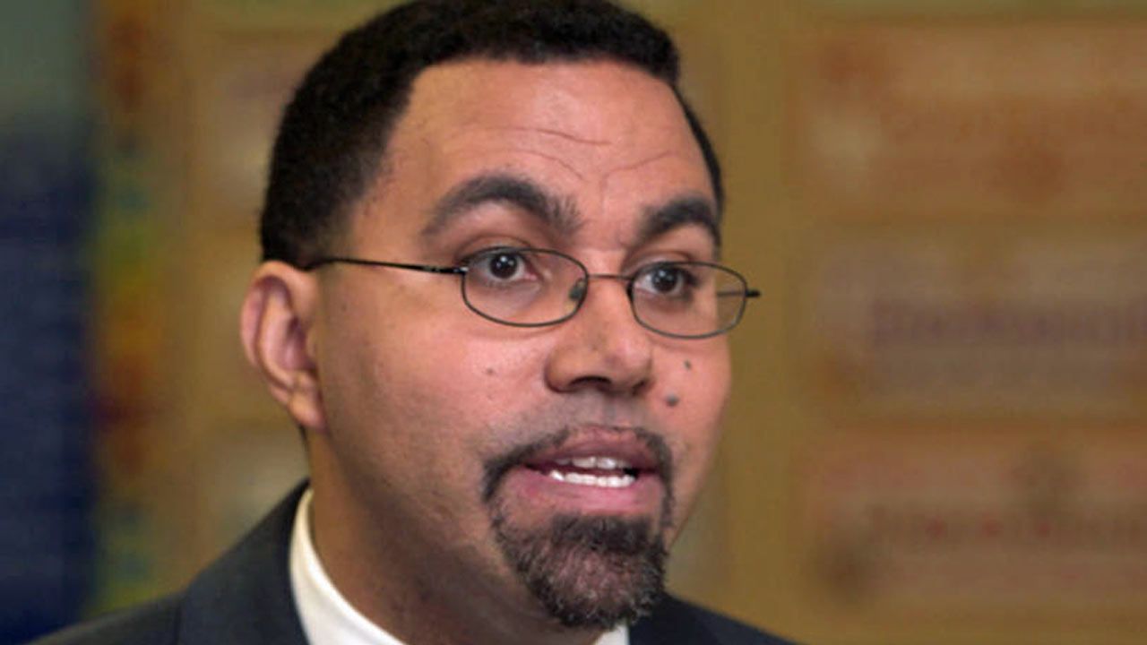 U.S. Education Secretary To Visit Tulsa High School