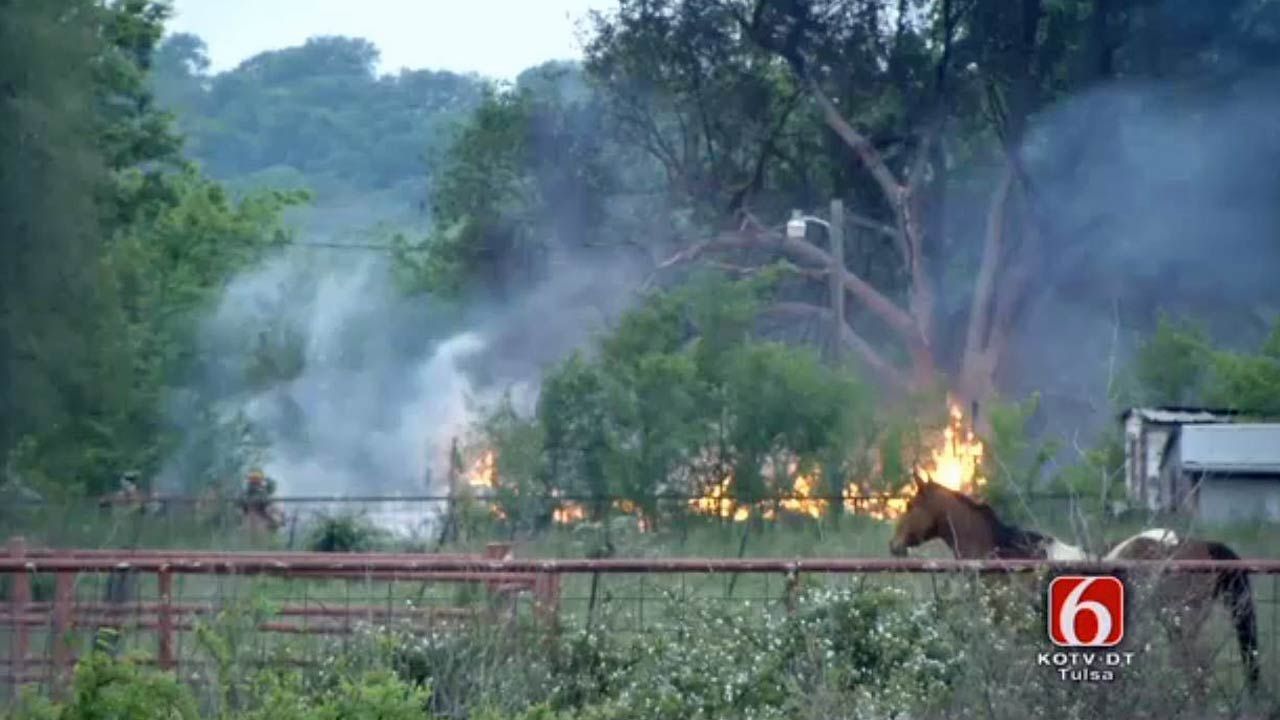 Man's Body Found Outside Bixby-Area House Fire