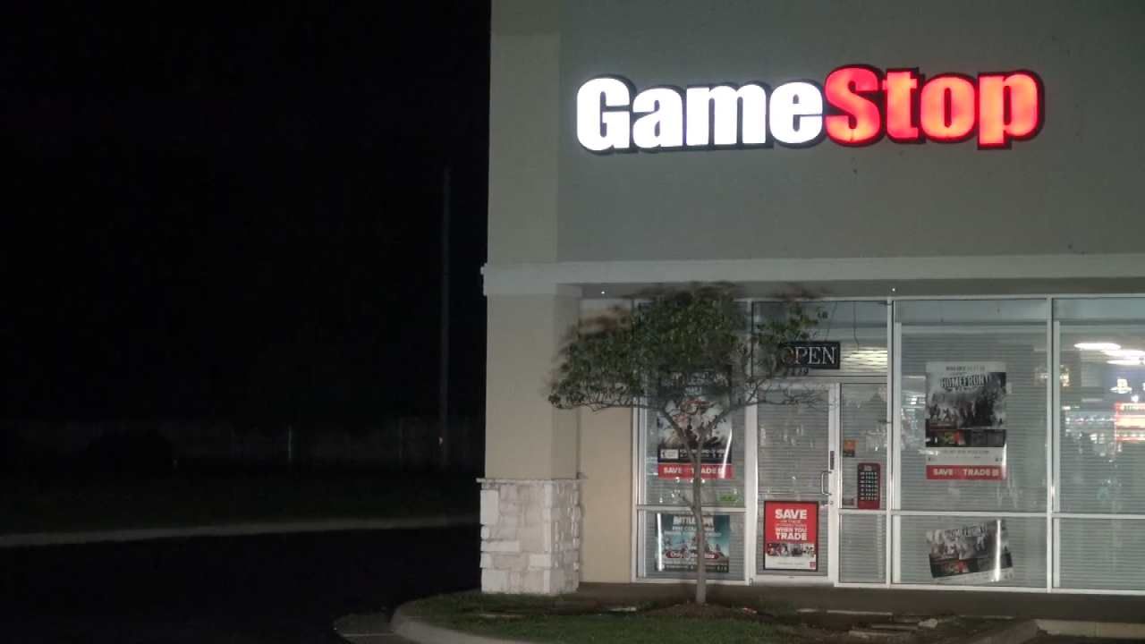 Shot Fired During Broken Arrow Armed Robbery