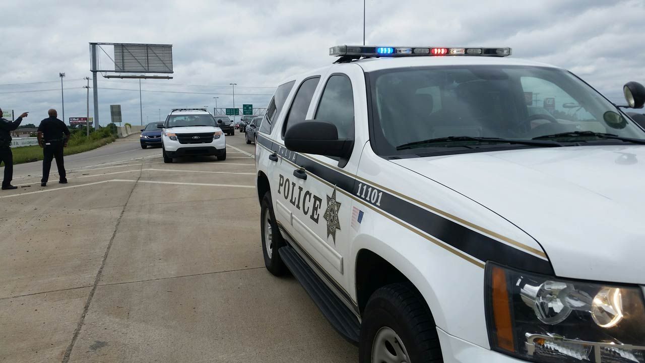 Tulsa Police: Man Accidentally Shoots Himself While Driving