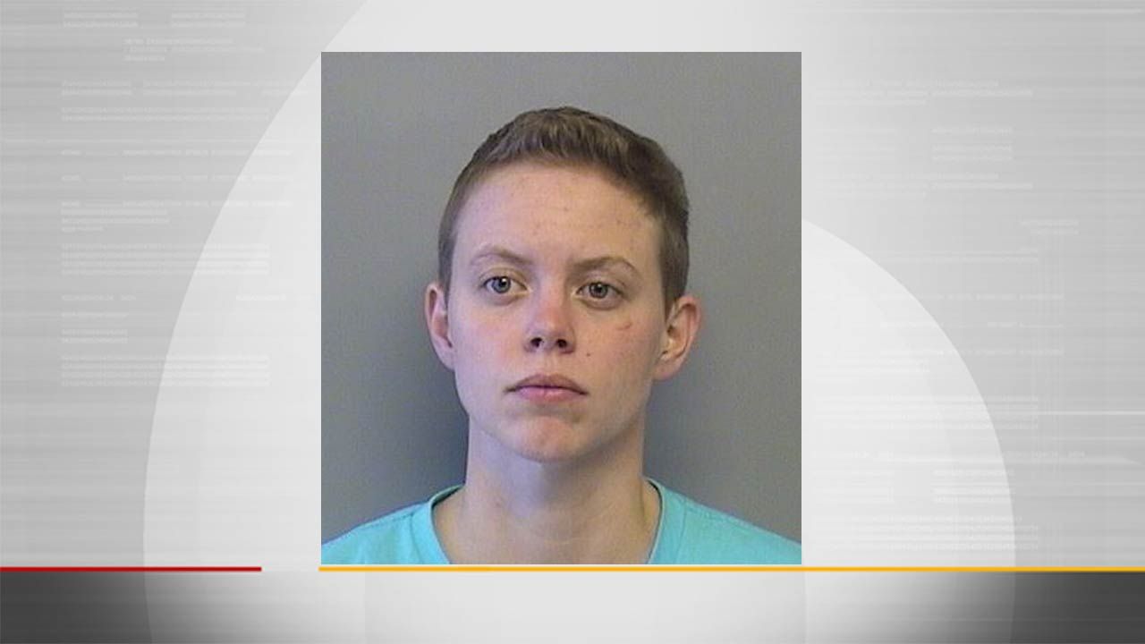BA Police: Red Light Runner Arrested For Drugs, Kids Not Restrained