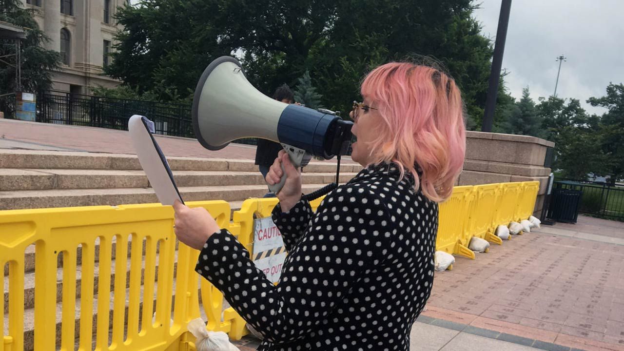 Oklahoma Budget Crisis Clips Credit For Working Poor