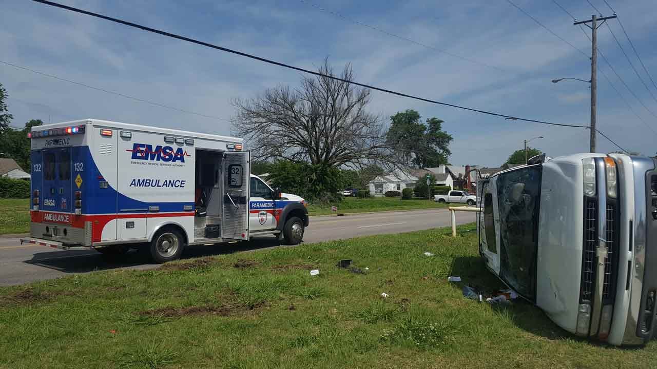 Woman Injured In Tulsa Rollover Wreck