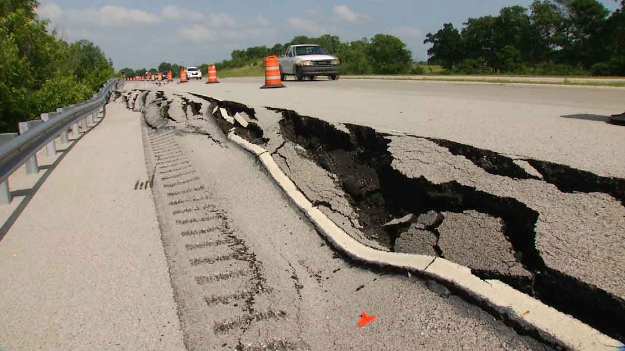Drivers Concerned As Part Of Highway 51 Continues To Crumble