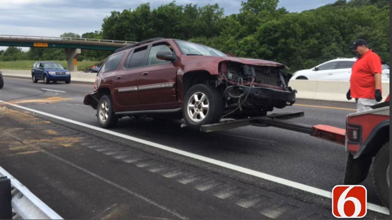 OHP: Blown Tire Caused SUV Crash On I-44 In Rogers County