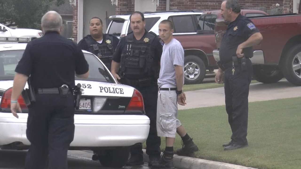 Tulsa Burglary Suspect Found Asleep In Woman's Closet