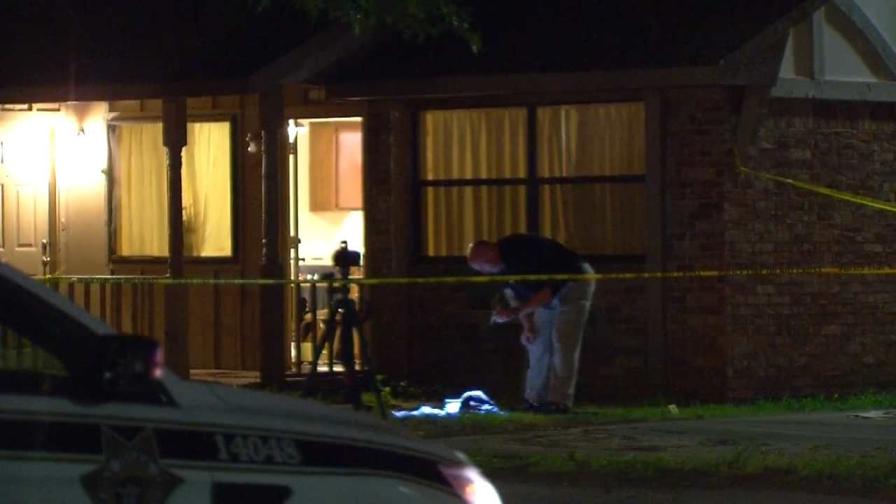 Tulsa Police Question Man Who Attacked Roommate With Machete