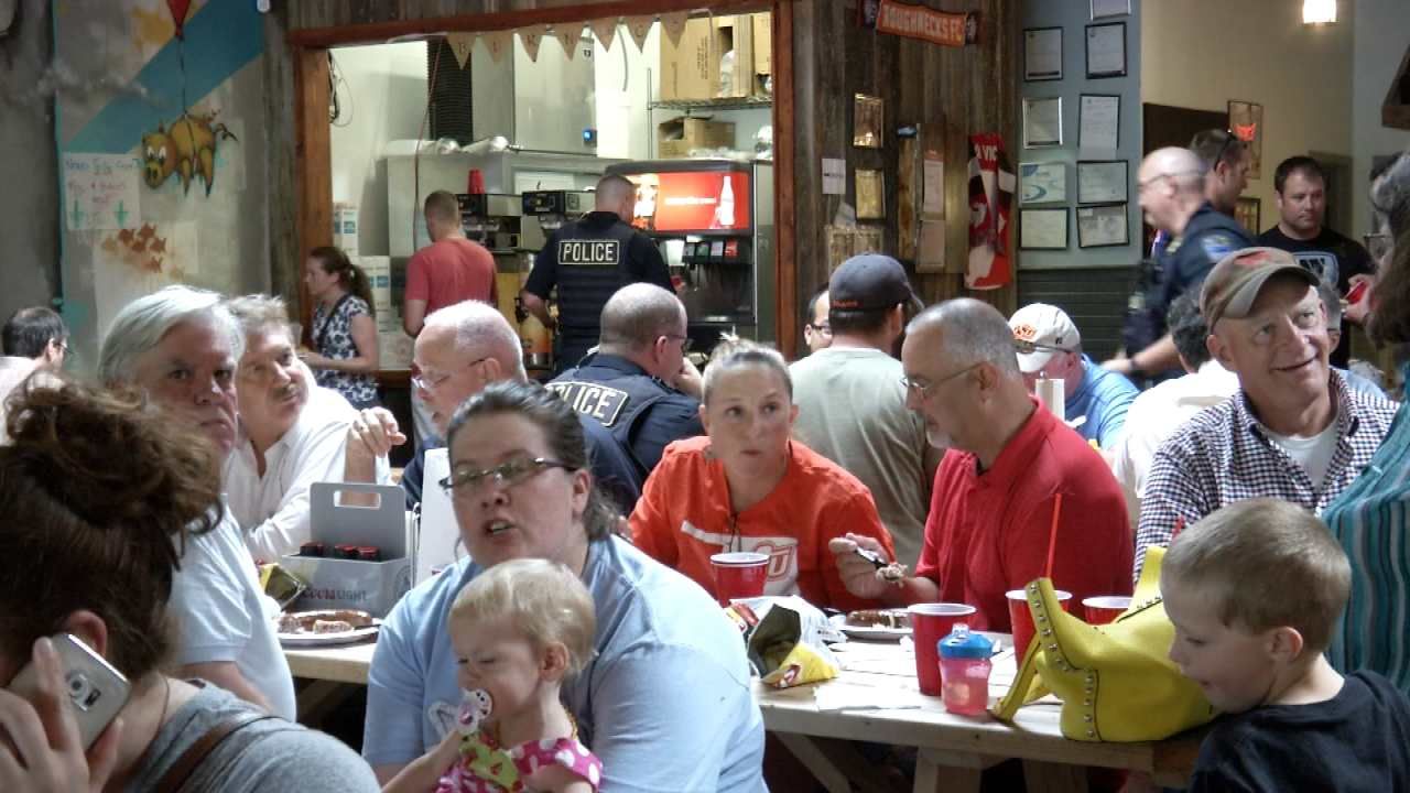 Benefit Held For Tulsa Police Officer Fighting Cancer