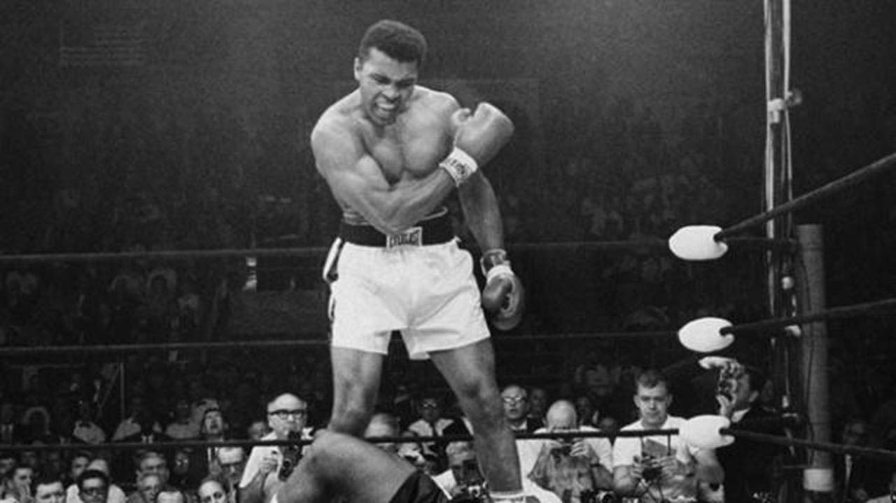 Muhammad Ali, Boxing Legend, Dies