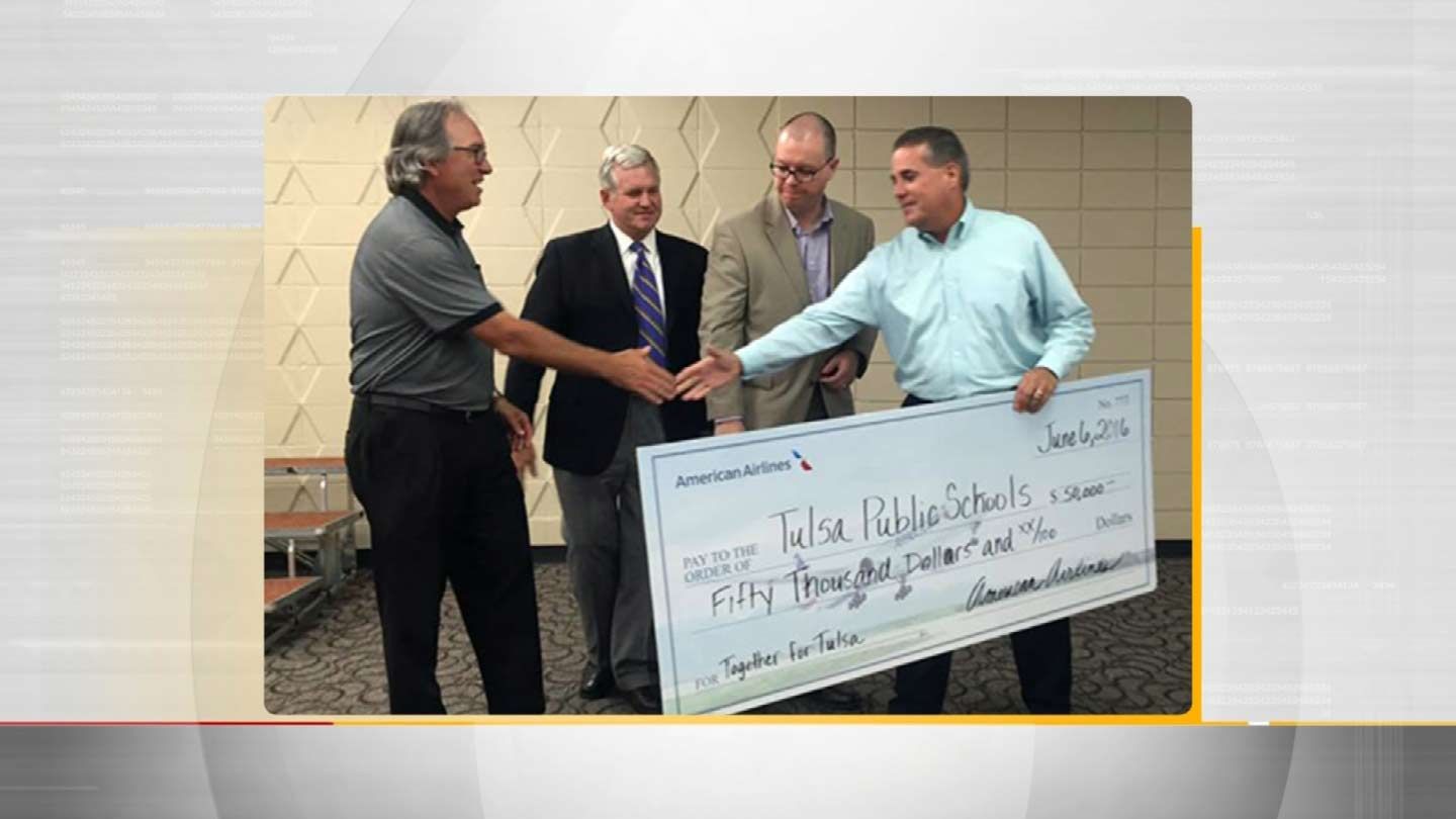 American Airlines Gives $50,000 To Tulsa Public Schools
