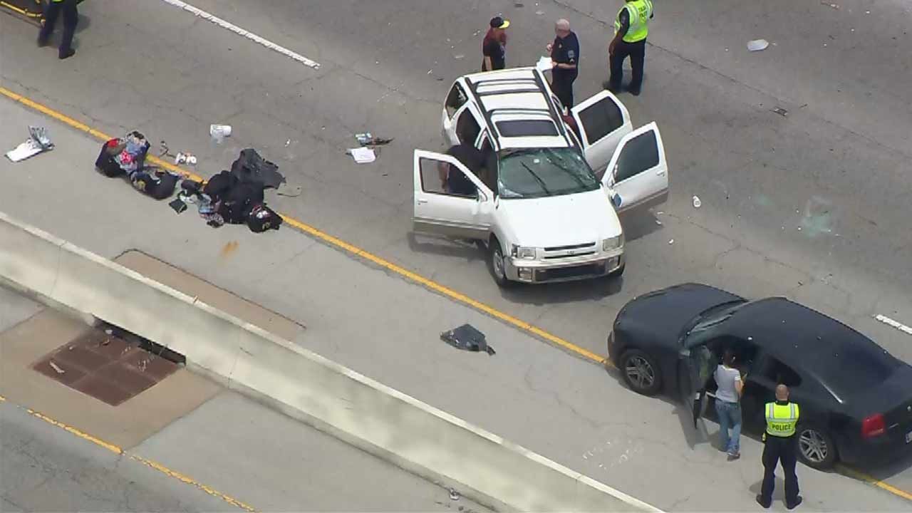 Multiple Vehicle Crash Backs Up Traffic On Tulsa's BA Expressway