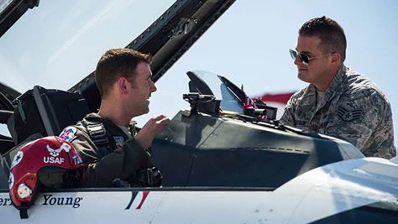 USAF Thunderbirds Resume Flight Schedule, Will Perform At Enid Airshow