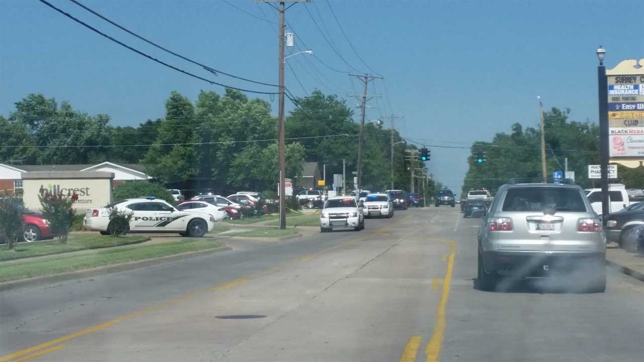 Police: Man Shoots Self During Confrontation With Trooper In Claremore