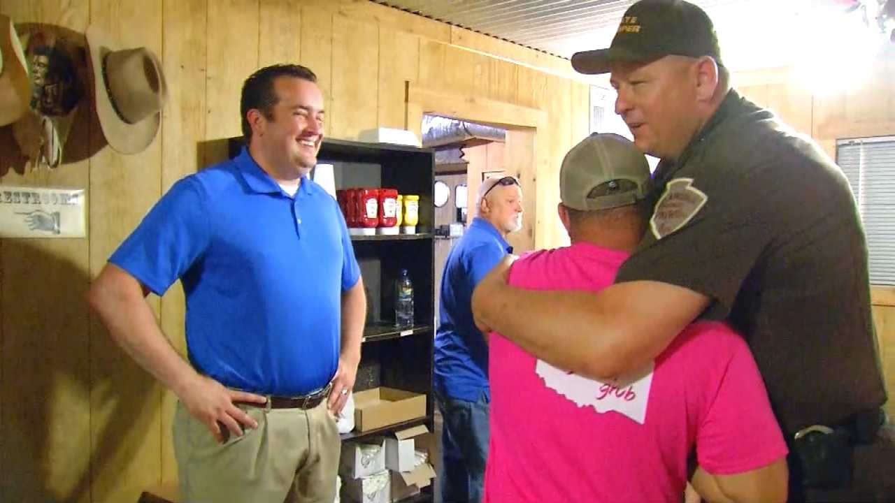 Law Enforcement Packs Osage County Restaurant For Free Appreciation Lunch