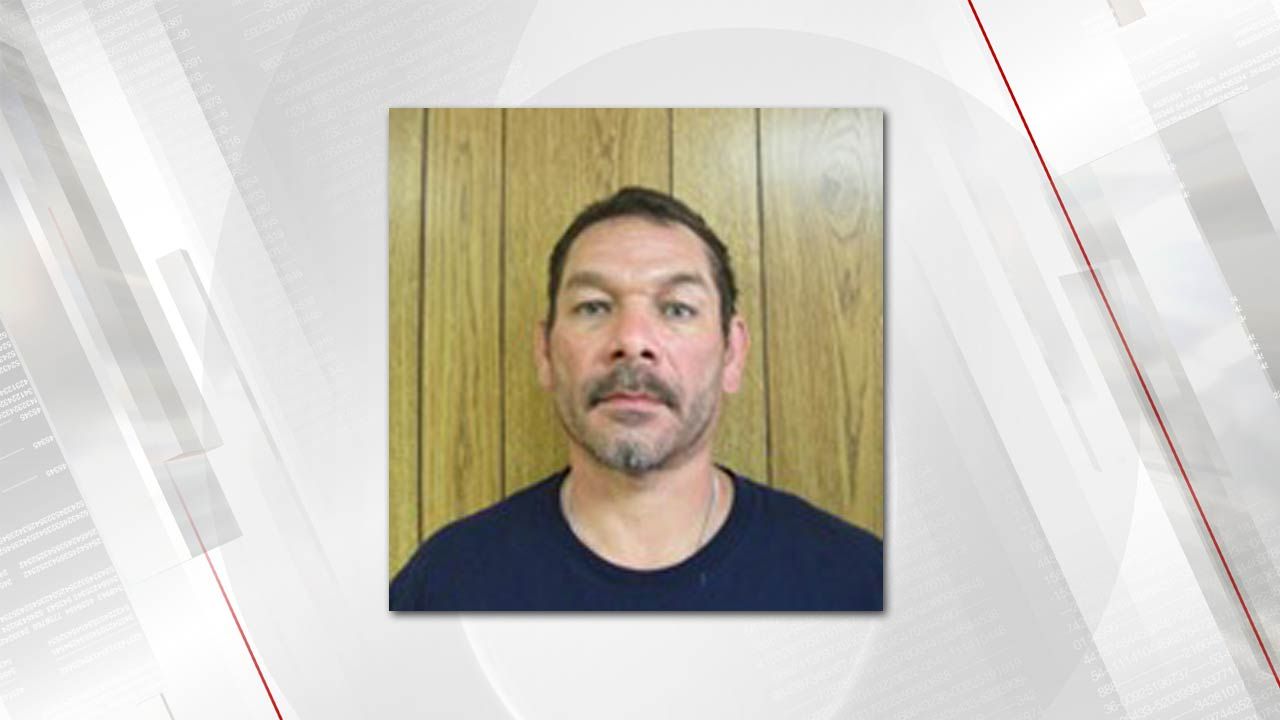 Man Armed With Hammer Who Lunged At Tahlequah Police Shot, Killed