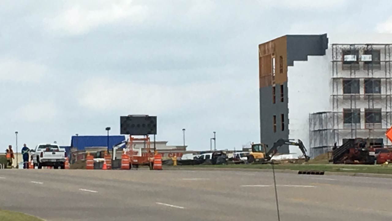 Gas Line Cut Leads To Owasso Road Closure