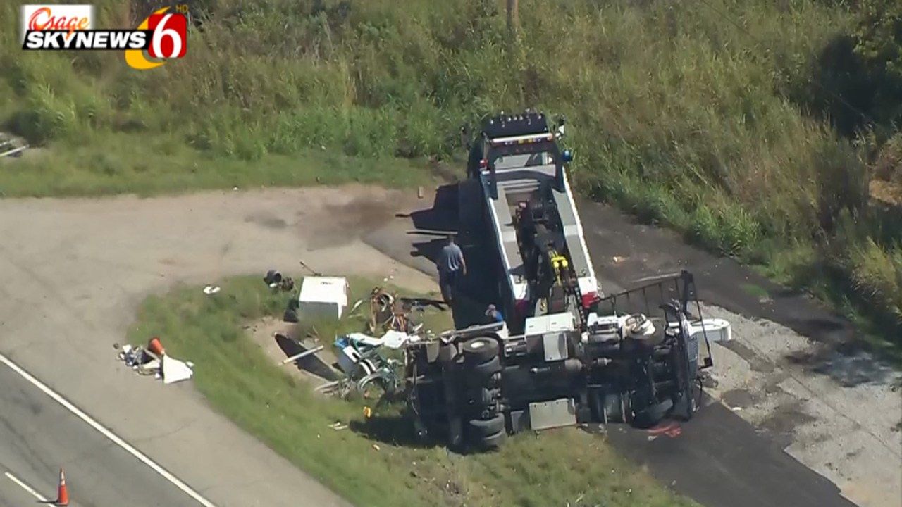 One Person Injured In Truck Crash North Of Dewey