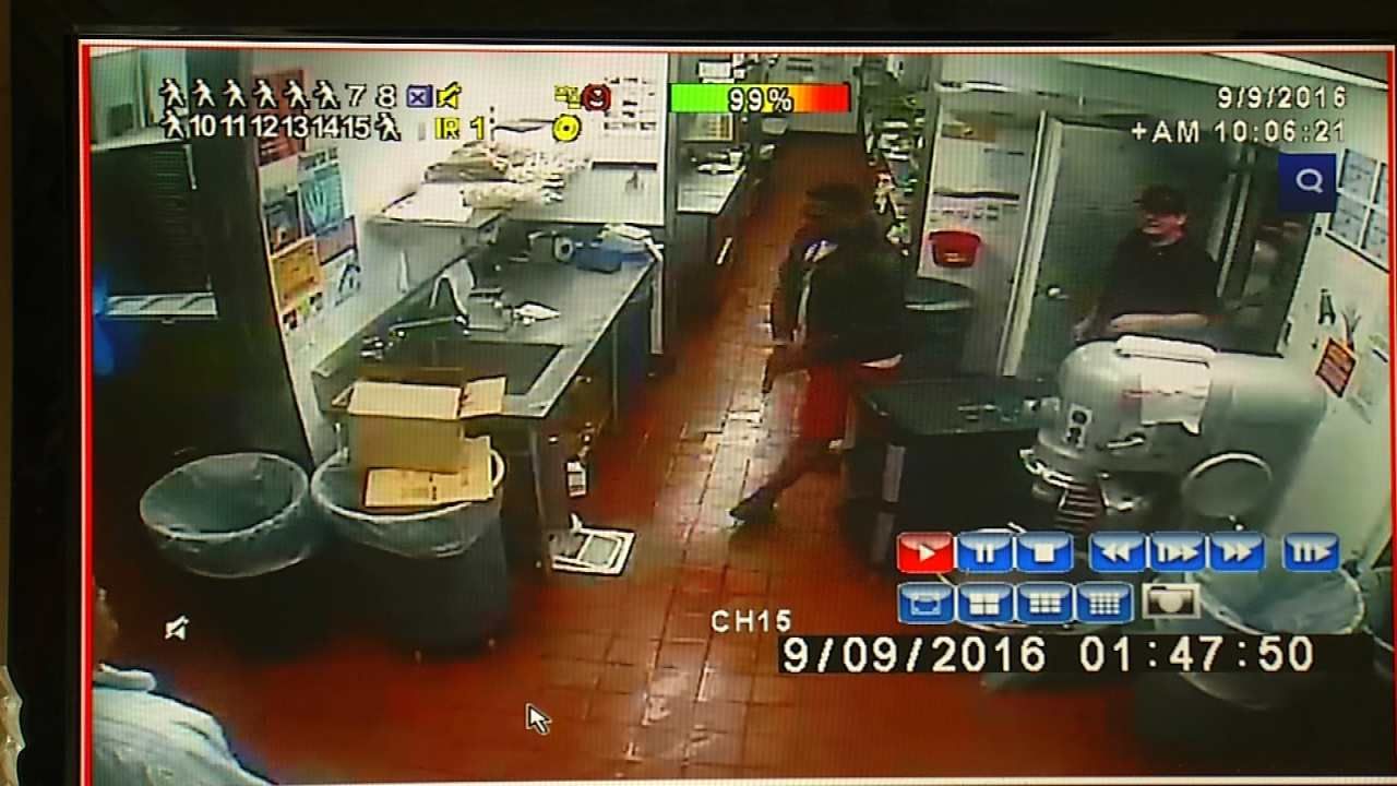 Tulsa IHOP Armed Robbery Caught On Camera