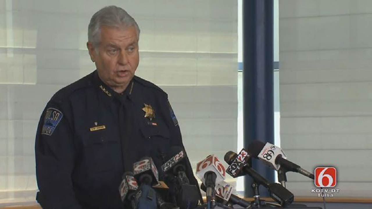 Tulsa Police, City Leaders Ask For Calm After Terence Crutcher Shooting Death