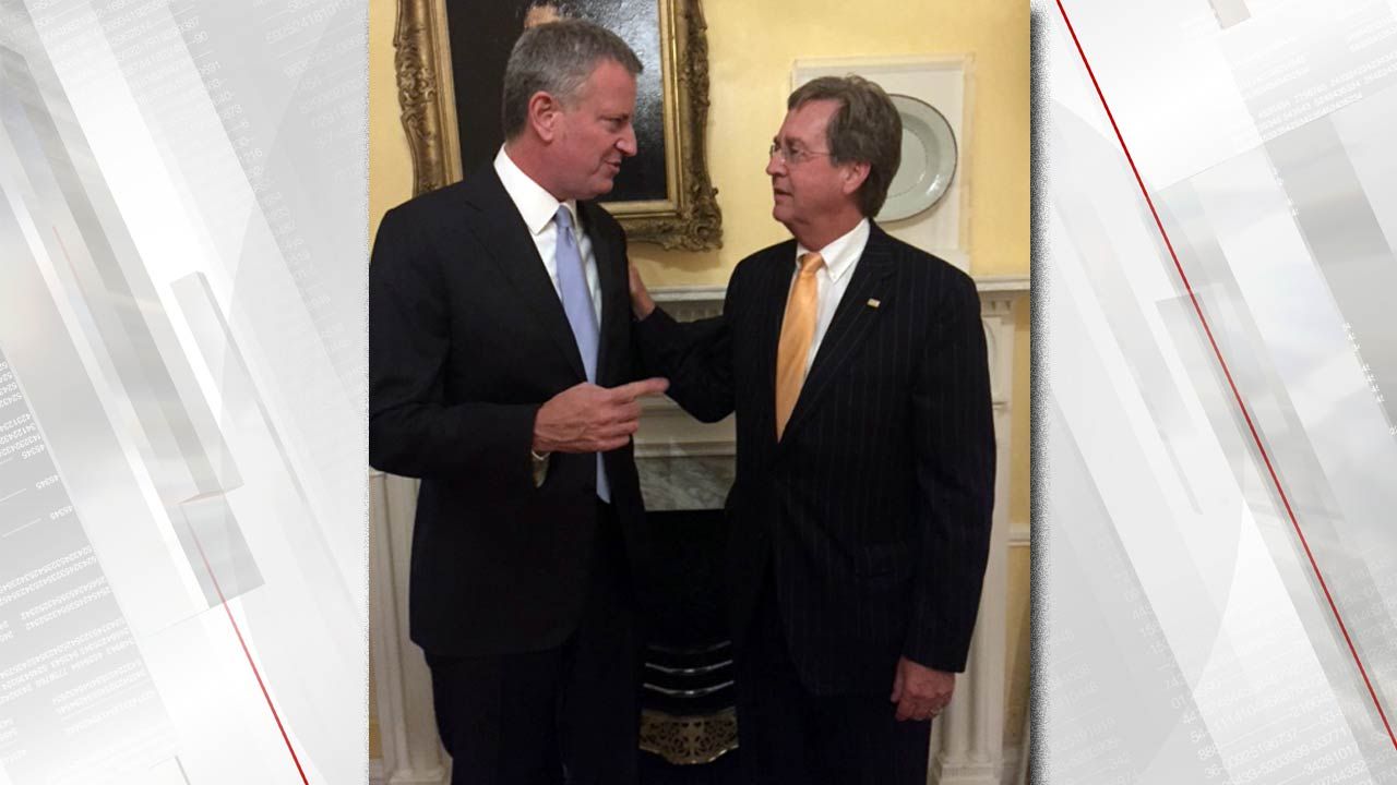 NYC Mayor Praises Tulsa For Peaceful Response To Terrance Crutcher Shooting