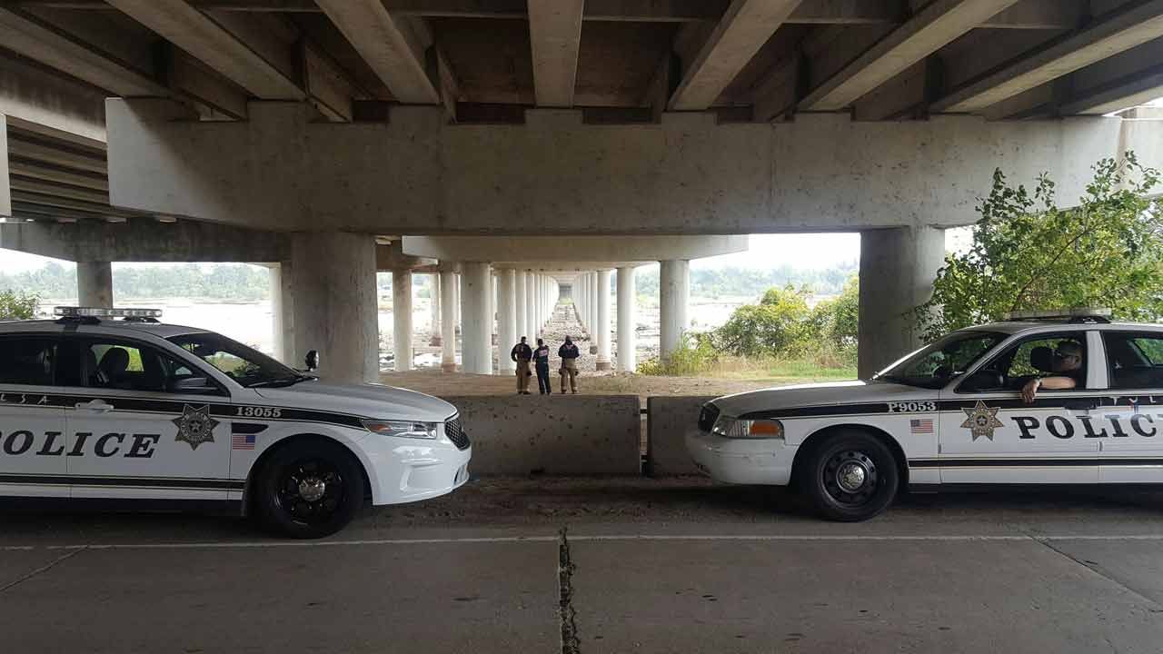 Tulsa Police Investigating Body Found In Arkansas River