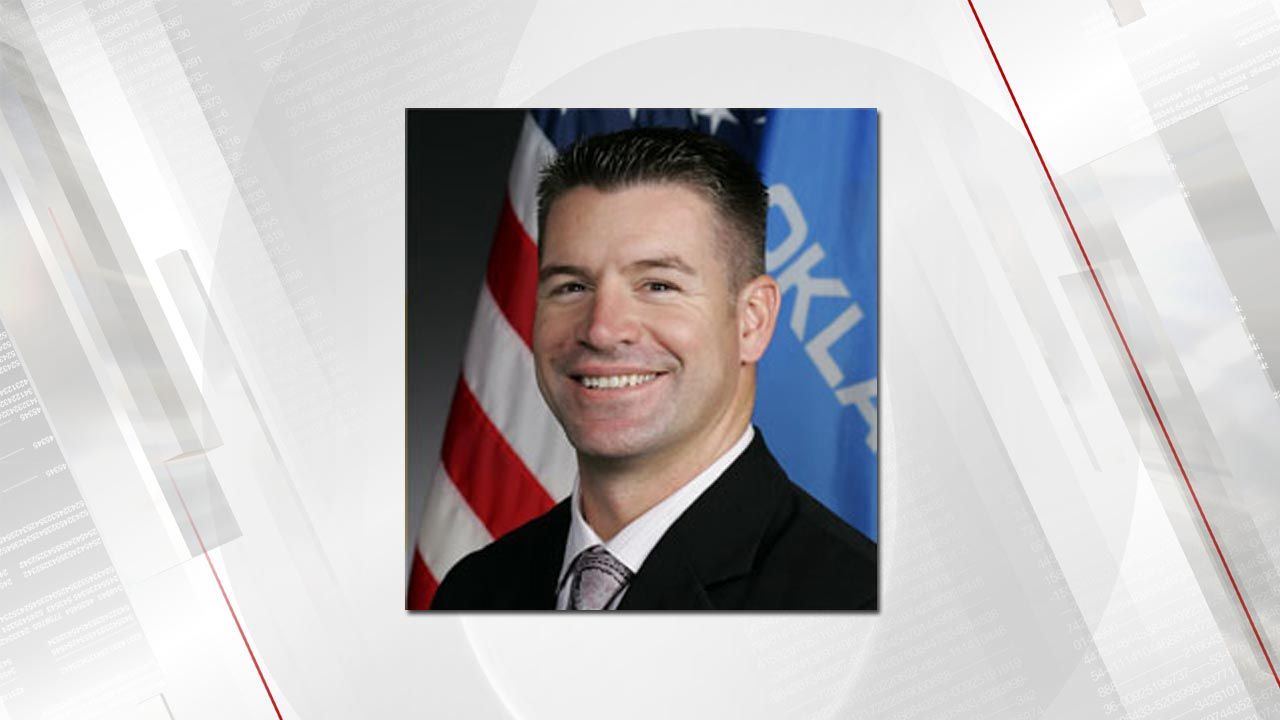 Oklahoma Lawmaker Writes 'Firing Squad' On Clinton Post