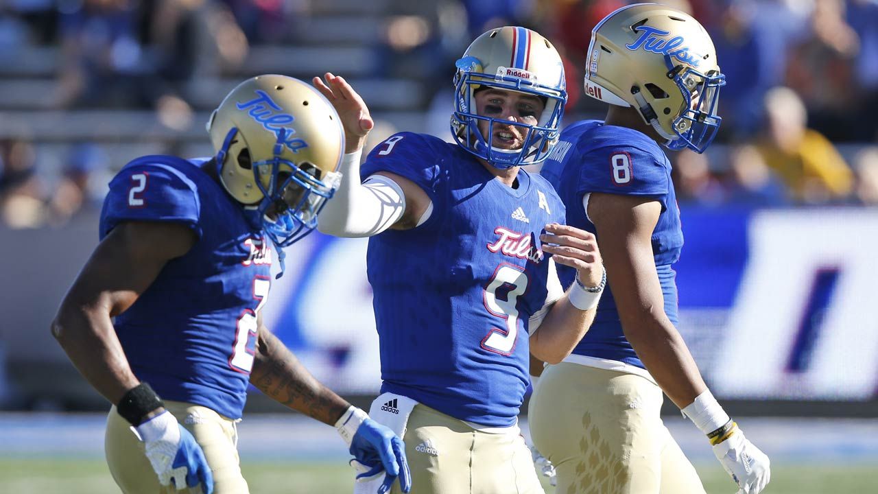 Offense Leads Navy Past Tulsa, Midshipmen Claim First In AAC West