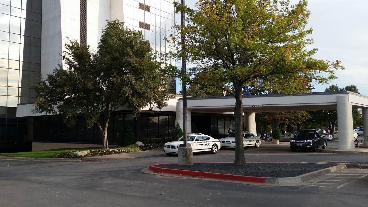 Tulsa Bank, Credit Union Robbed By Different Suspects