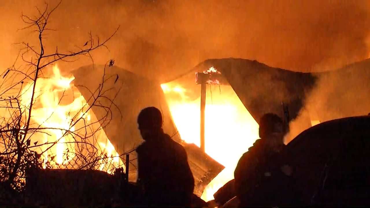 Four Escape Sapulpa Fire 'Just In Time'