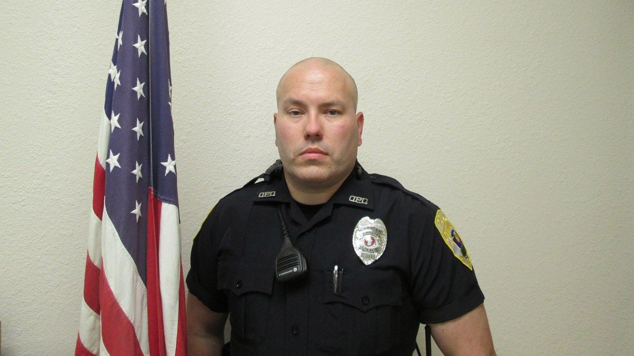Okmulgee Police Officer Honored After Rescuing Family From Burning Home
