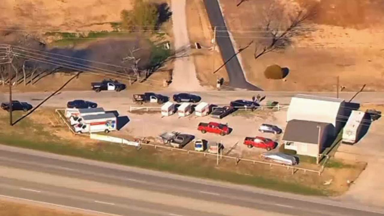 Two Found Dead In Coweta In Possible Murder-Suicide