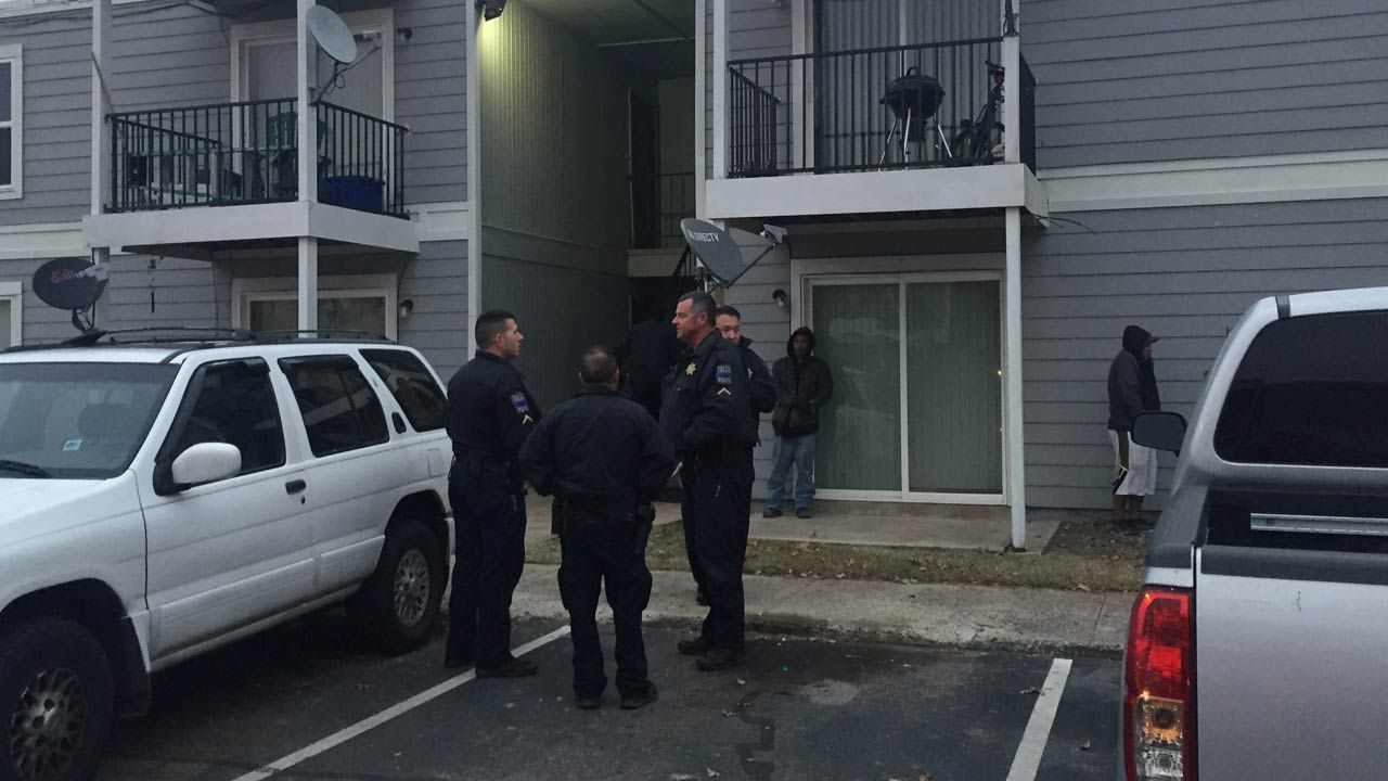 Man Shot In Hand, Foot During Robbery At Tulsa Apartments