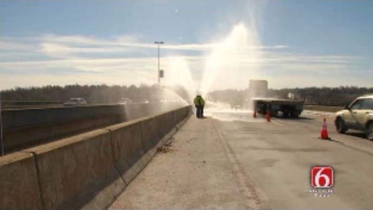 Sand Springs Water Main Break Closes Lane Of Highway