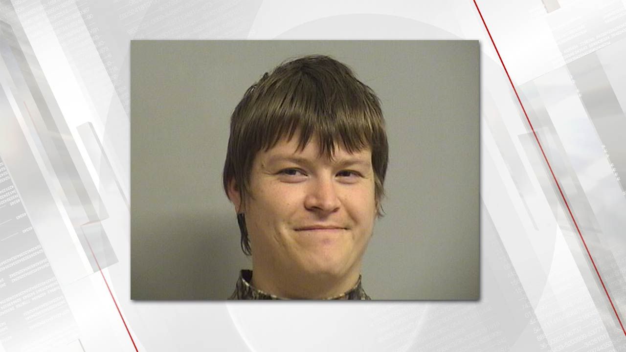 Broken Arrow Man Takes To Roof In Attempt To Avoid Child Abuse Arrest