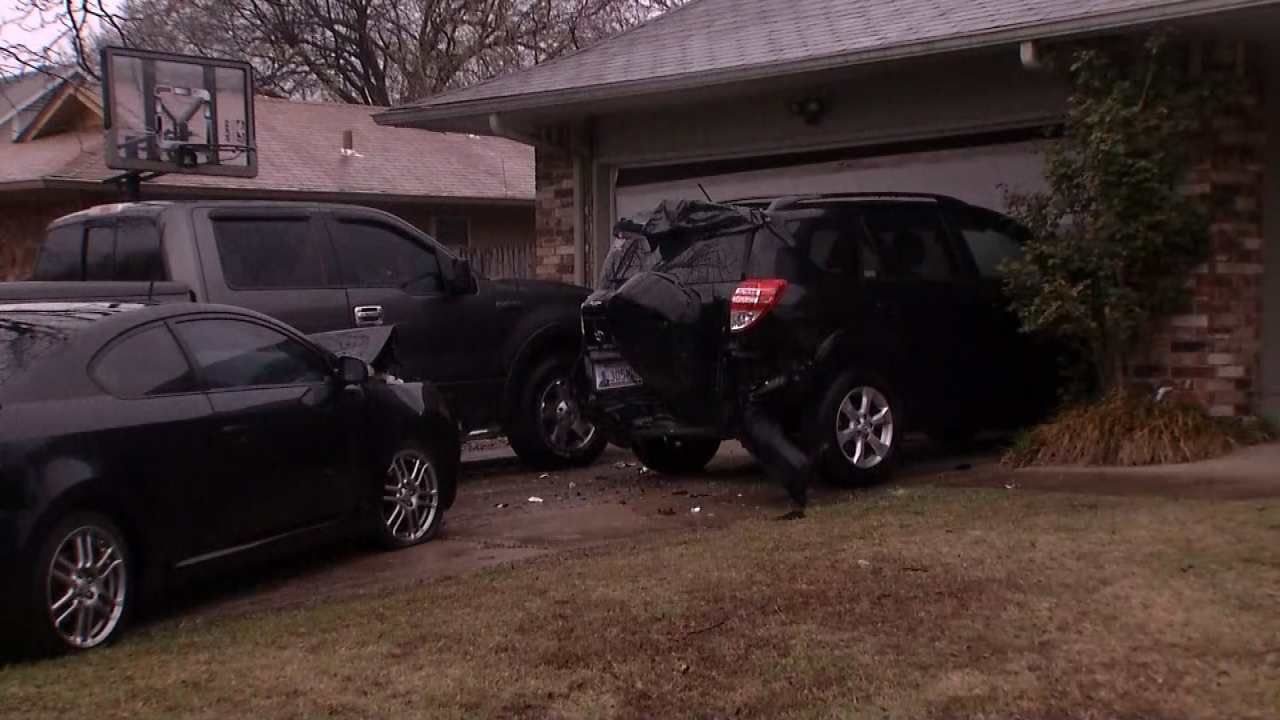Police: Stolen Car Damages Vehicles At Tulsa Deputy's Home