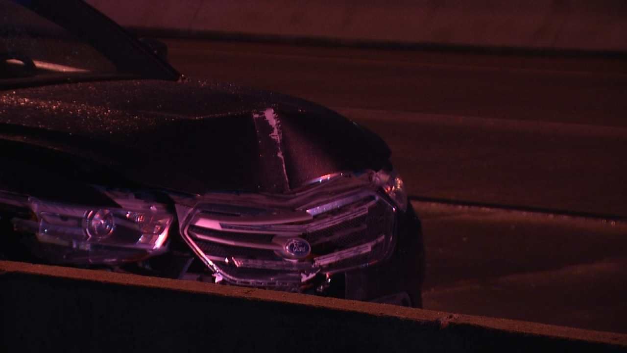 Driver Flees Police By Going Wrong Way On Tulsa Highway