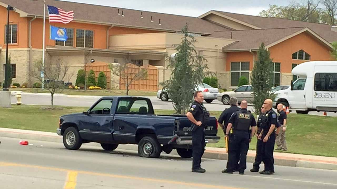 Police Say Distracted Tulsa Driver Hits, Kills Pedestrian