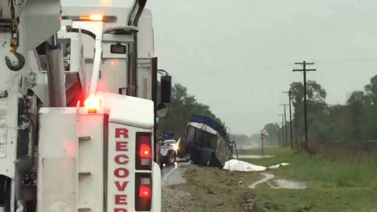 Semi Crash Closes Wagoner County Highway