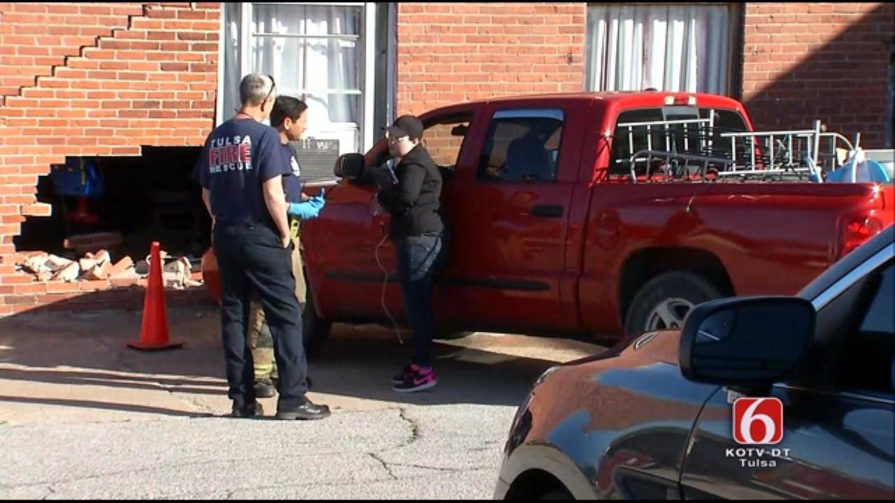 Pickup Crashes Into Tulsa Apartment Building