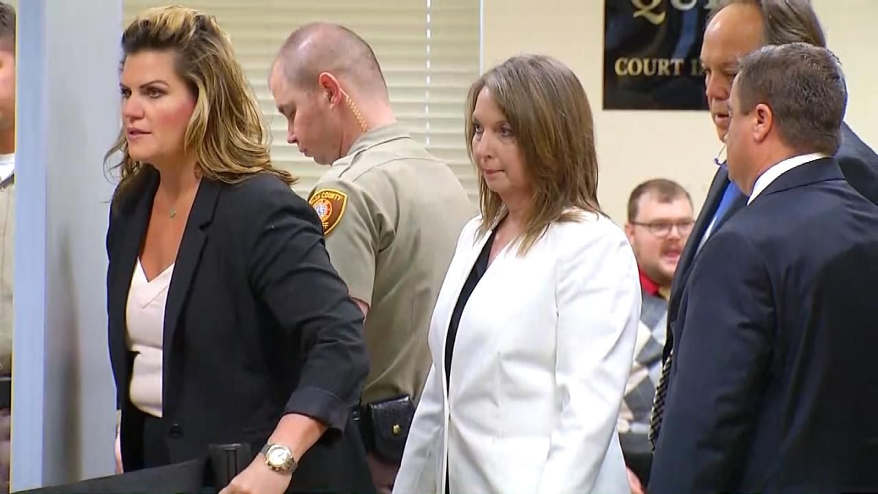 Betty Shelby Takes The Stand On Day 6 Of Manslaughter Trial
