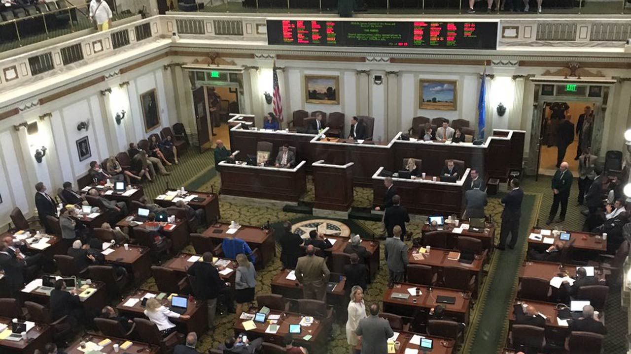 Oklahoma House Passes $6.8B Spending Plan