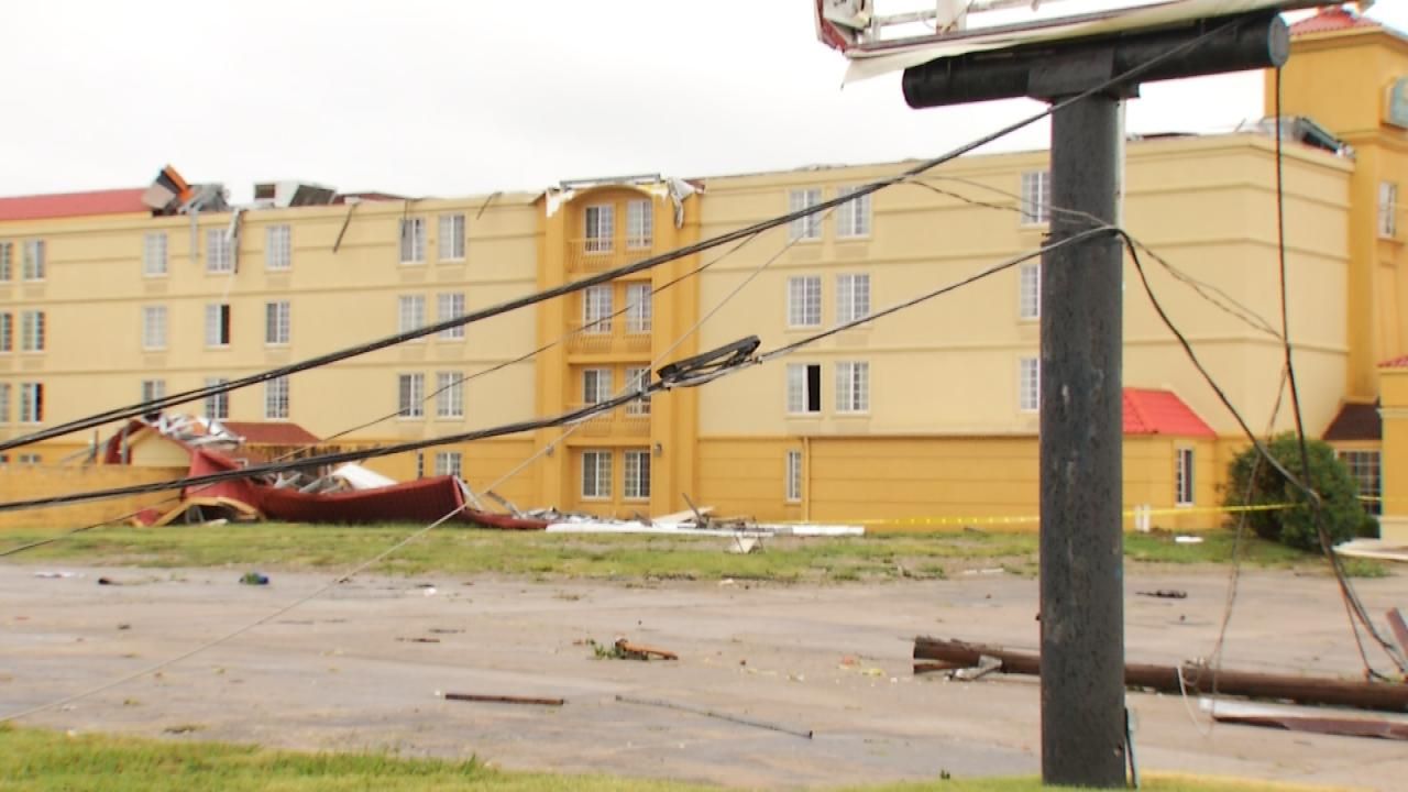 La Quinta Inn Guests Recall Moment Storm Barreled Through Building
