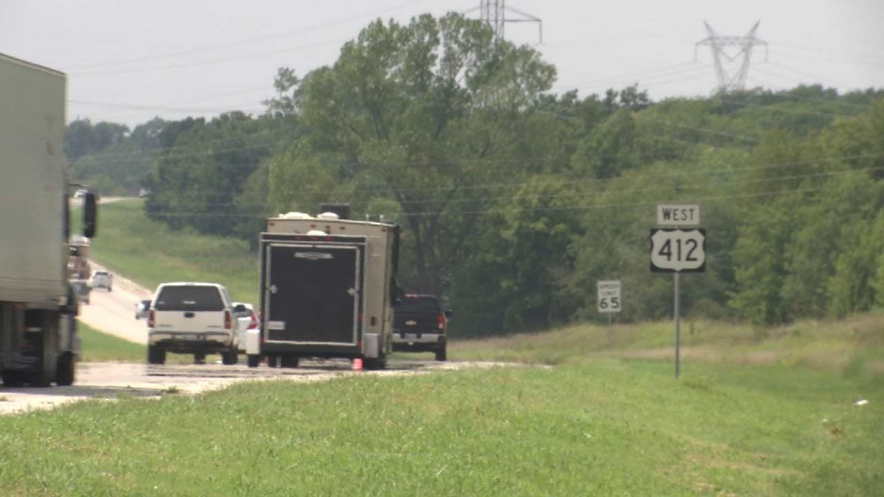 Stranded Woman Robbed After Car Broke Down In Rogers County