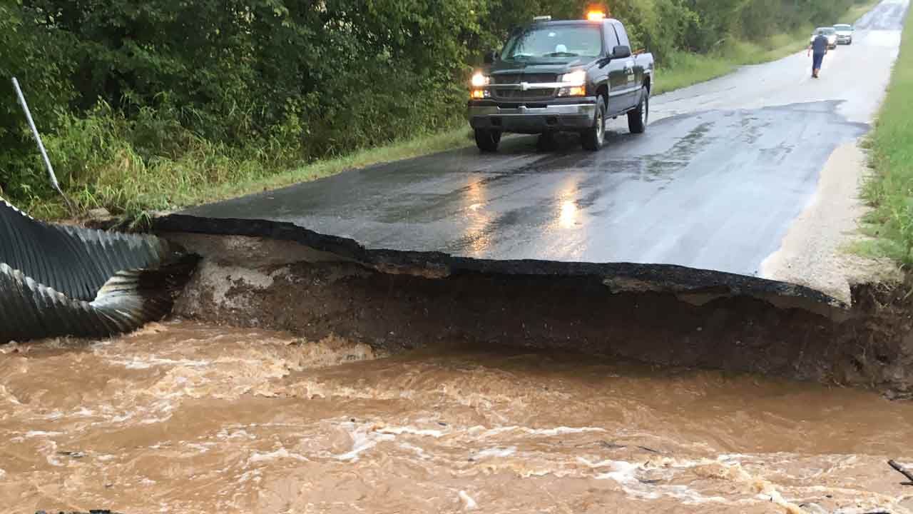 Heavy Rain Causing Flash Flooding In Green County