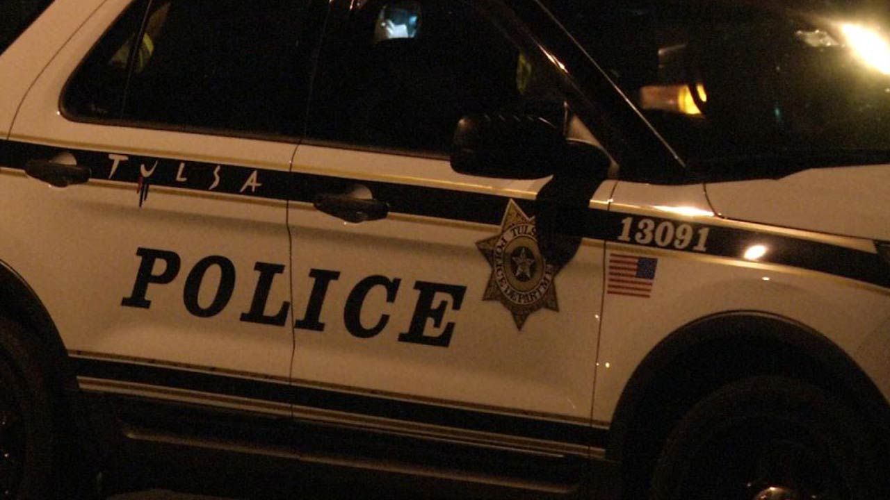 Woman 'Dances' Out Car Window During Tulsa Police Chase